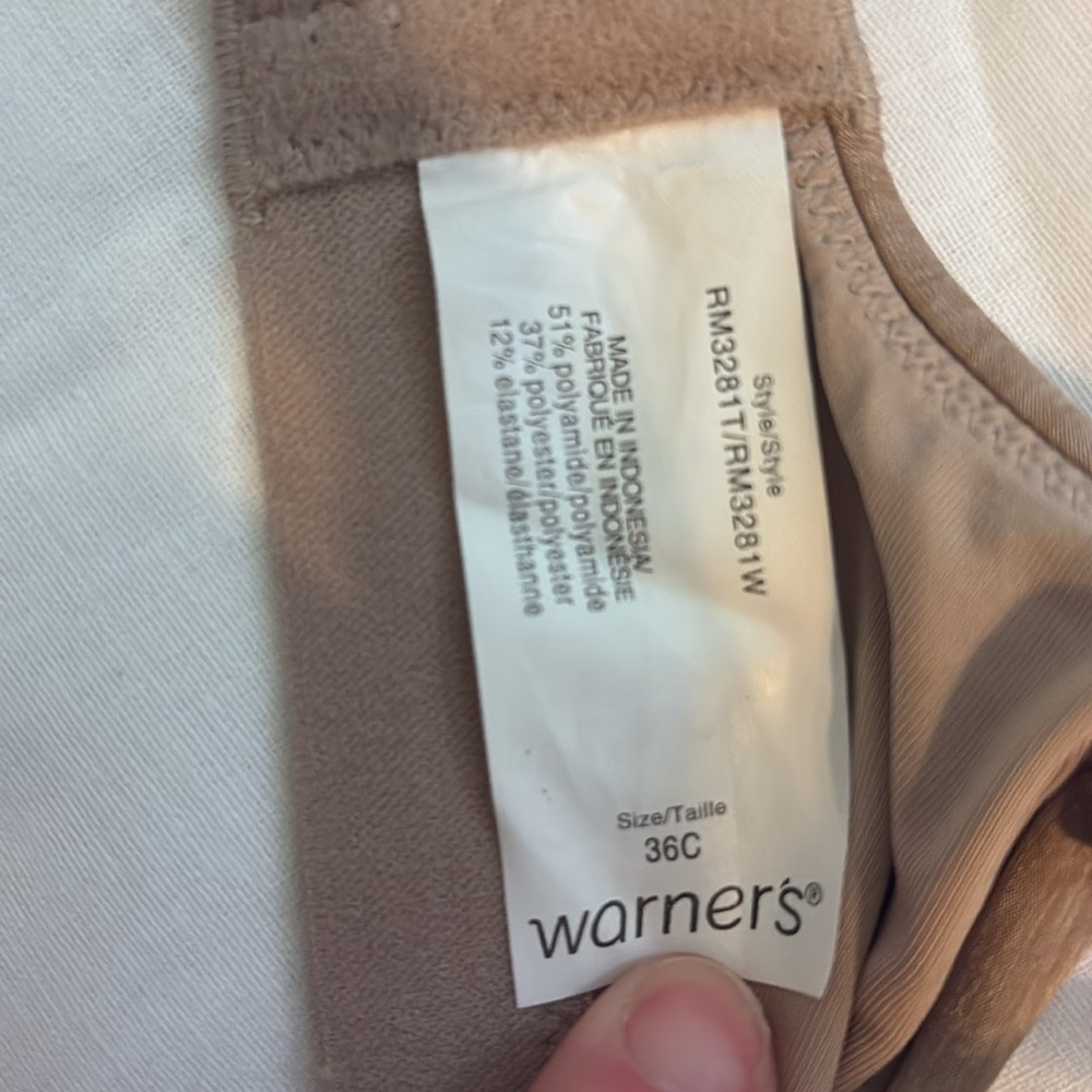 2 Warners Cooling Wire-free bras 36C - Picture 4 of 6
